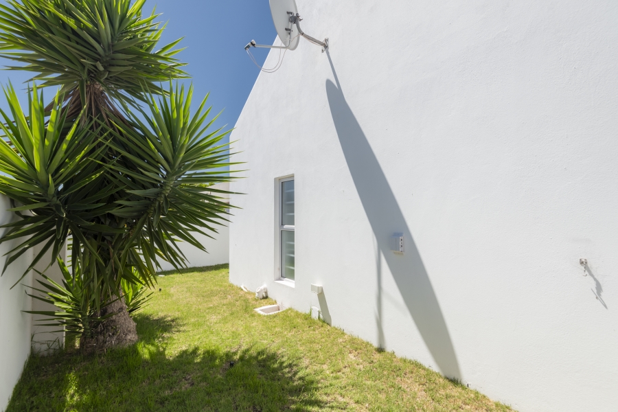 2 Bedroom Property for Sale in Laguna Sands Western Cape